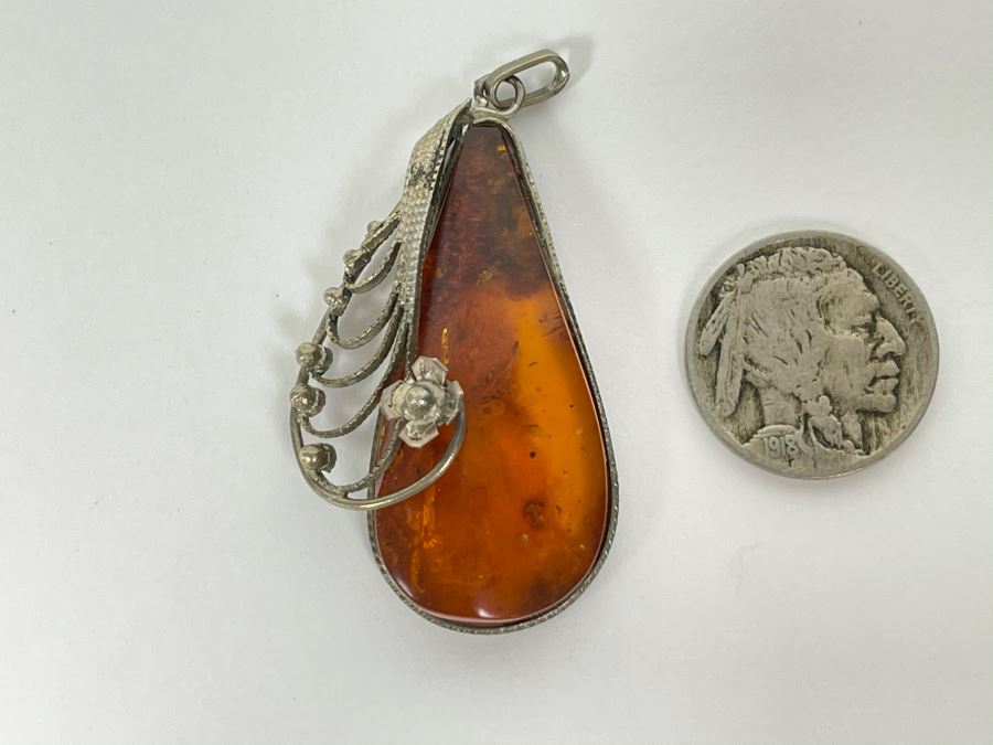 Sterling Silver Amber Pendant 7.7g [Photo 1]