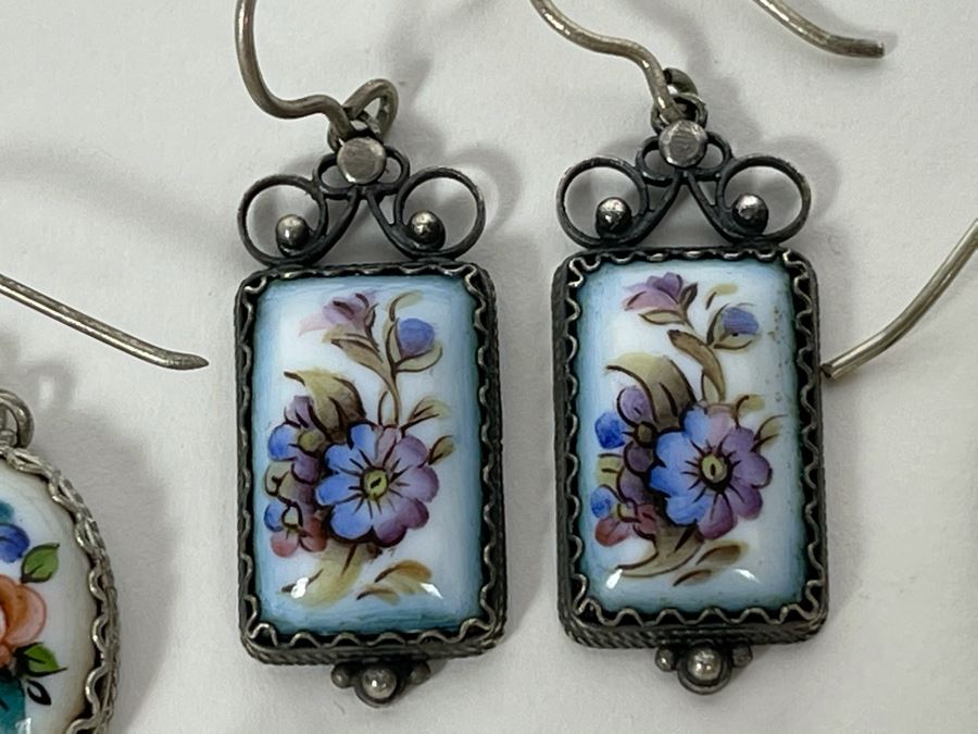 Collection Of Five Russian Hand Painted Enamel Rostov Finift Earrings [Photo 5]