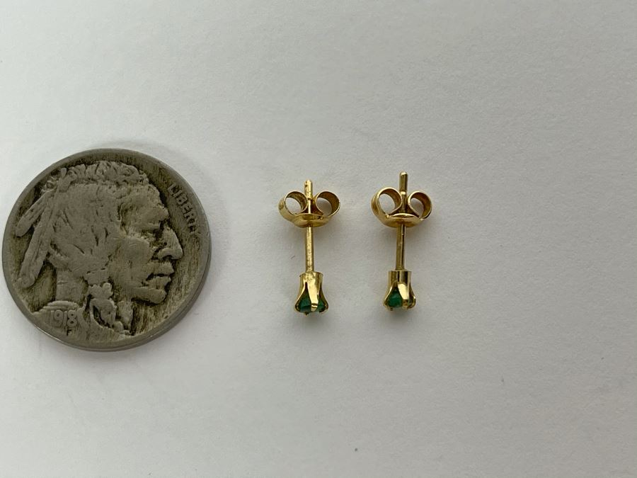 18K Gold Emerald Earrings 0.8g Fair Market Value $50 [Photo 4]