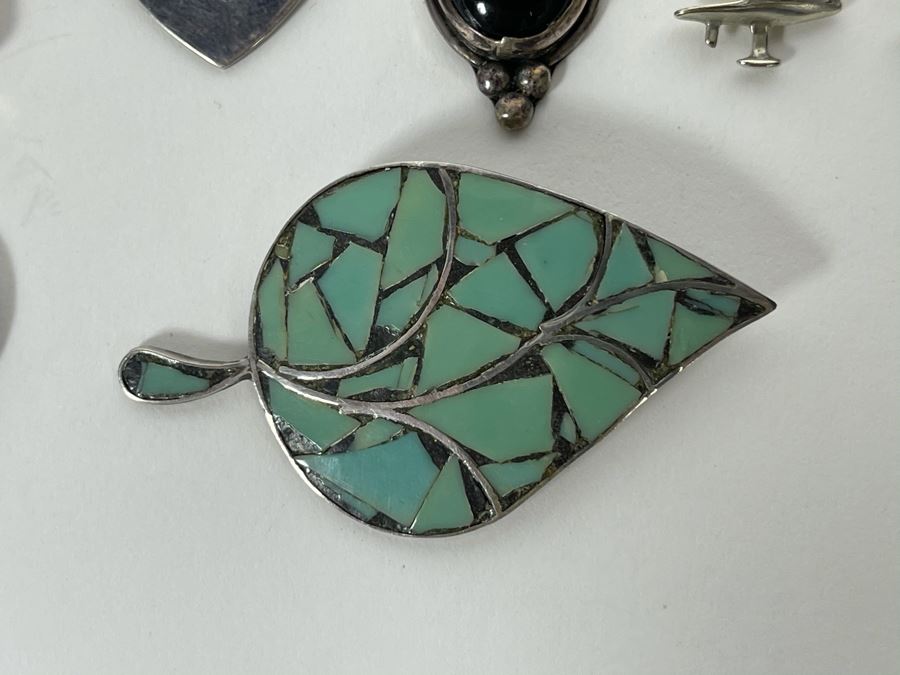 Collection Of Sterling Silver Pendants And Turquoise Inlay Brooch Pin Total Weight 22.2g [Photo 6]