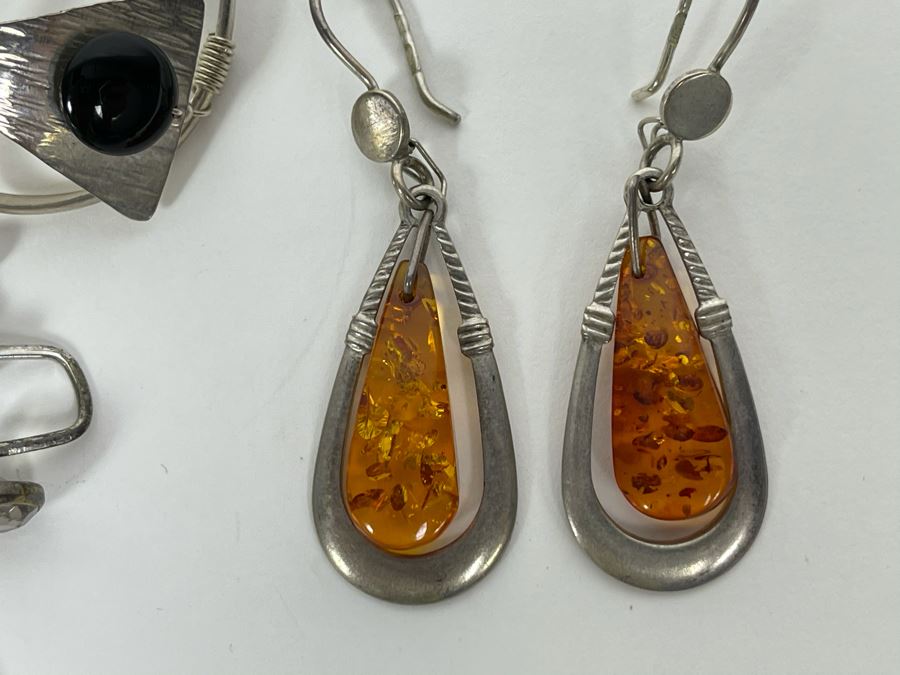 JUST ADDED - Four Pairs Of Sterling Silver Earrings With Various Stones 28.4g [Photo 4]