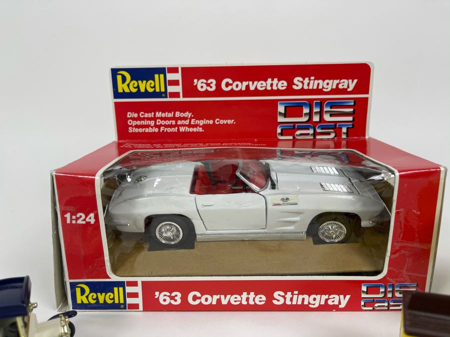 JUST ADDED - Diecast Car Collection With 1963 Corvette Stingray And Pepsi-Cola Trucks [Photo 3]