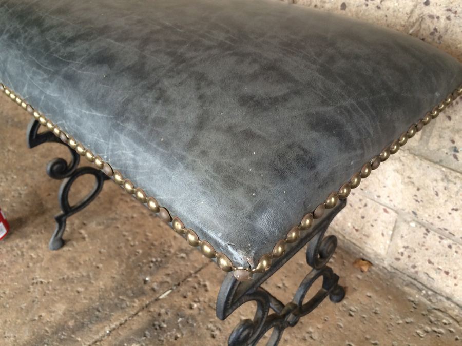 Small Wrought Iron Bench [Photo 4]