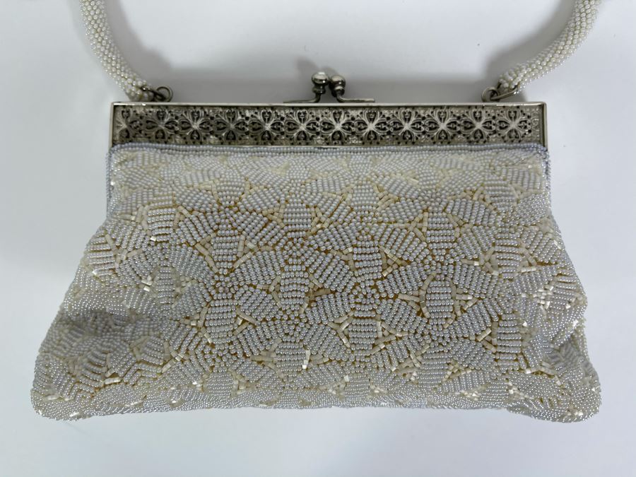 JUST ADDED - Vintage Hong Kong Beaded Purse [Photo 3]