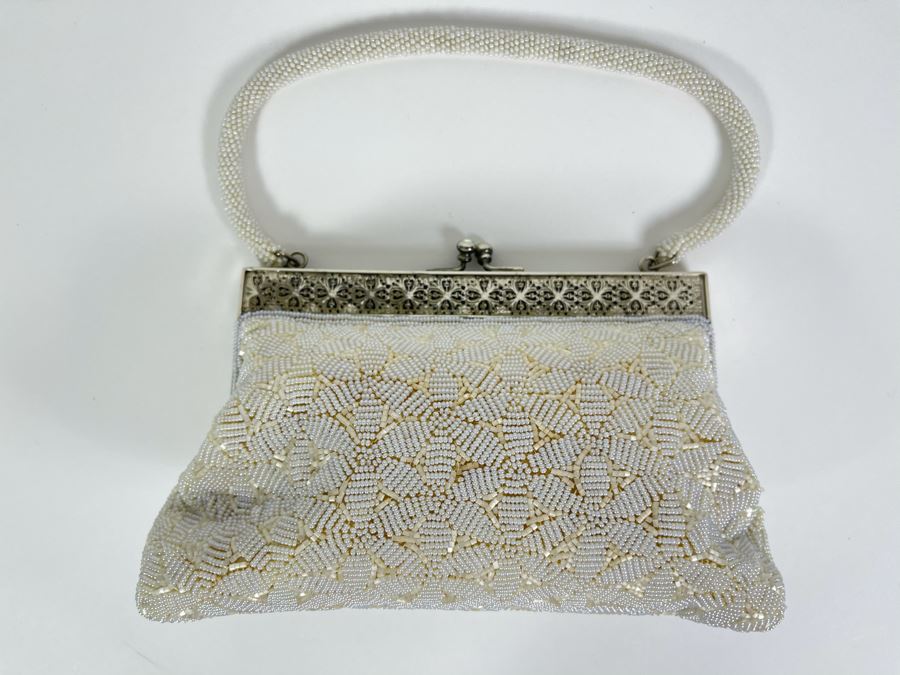 JUST ADDED - Vintage Hong Kong Beaded Purse [Photo 2]
