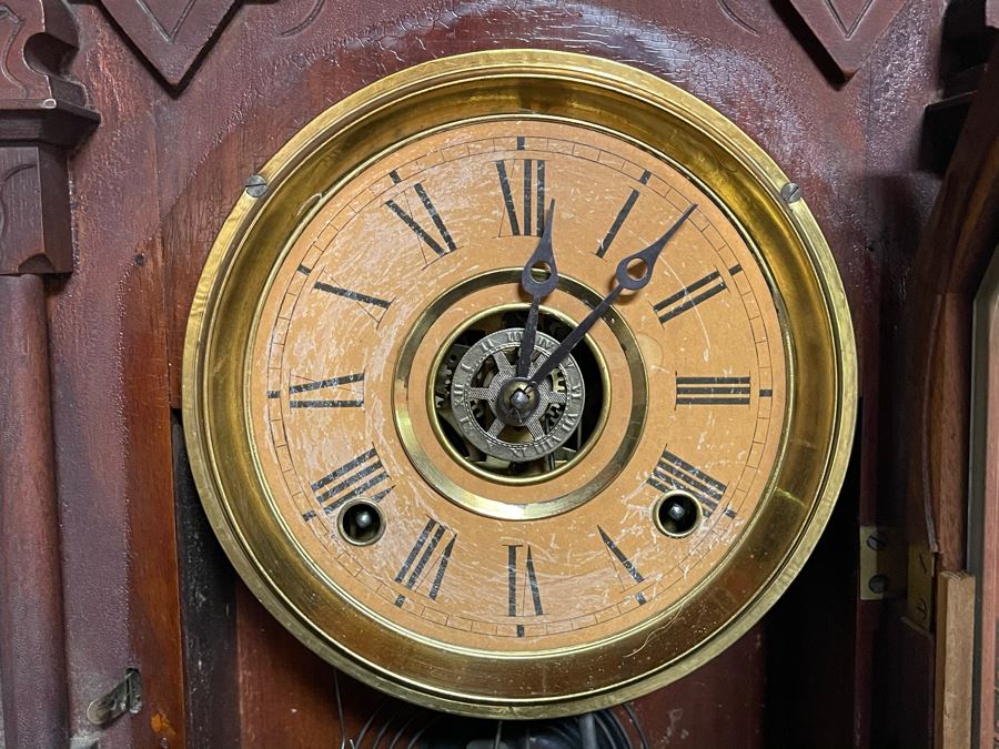 Antique E. Ingraham Co Clock With Carved Wooden Case Alpine Working Condition With Key 14W X 5D X 22.5H [Photo 7]