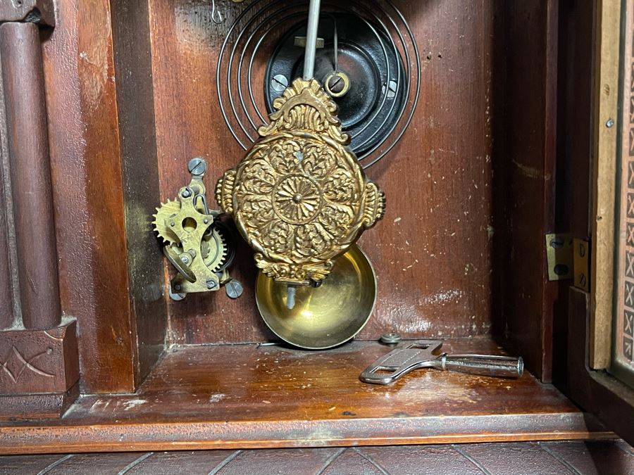Antique E. Ingraham Co Clock With Carved Wooden Case Alpine Working Condition With Key 14W X 5D X 22.5H [Photo 8]