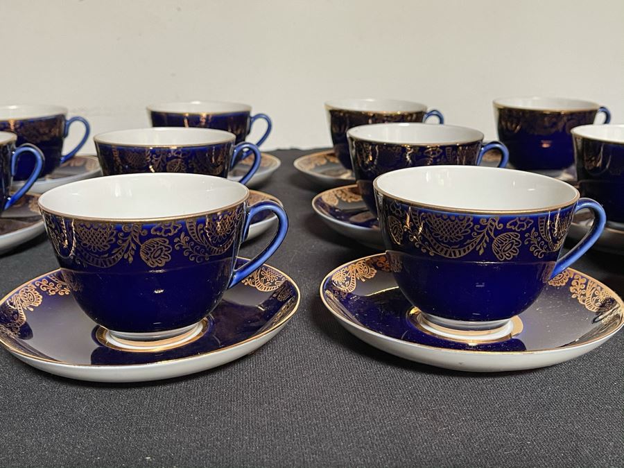 Vintage (12) Russian Blue And Gold China Cups And Saucers With Box [Photo 3]