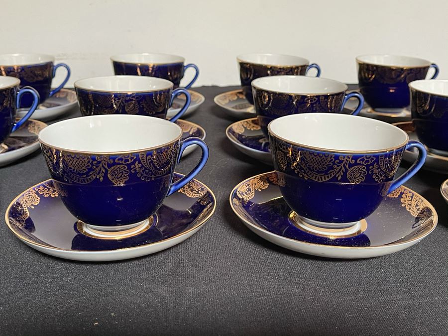 Vintage (12) Russian Blue And Gold China Cups And Saucers With Box [Photo 4]
