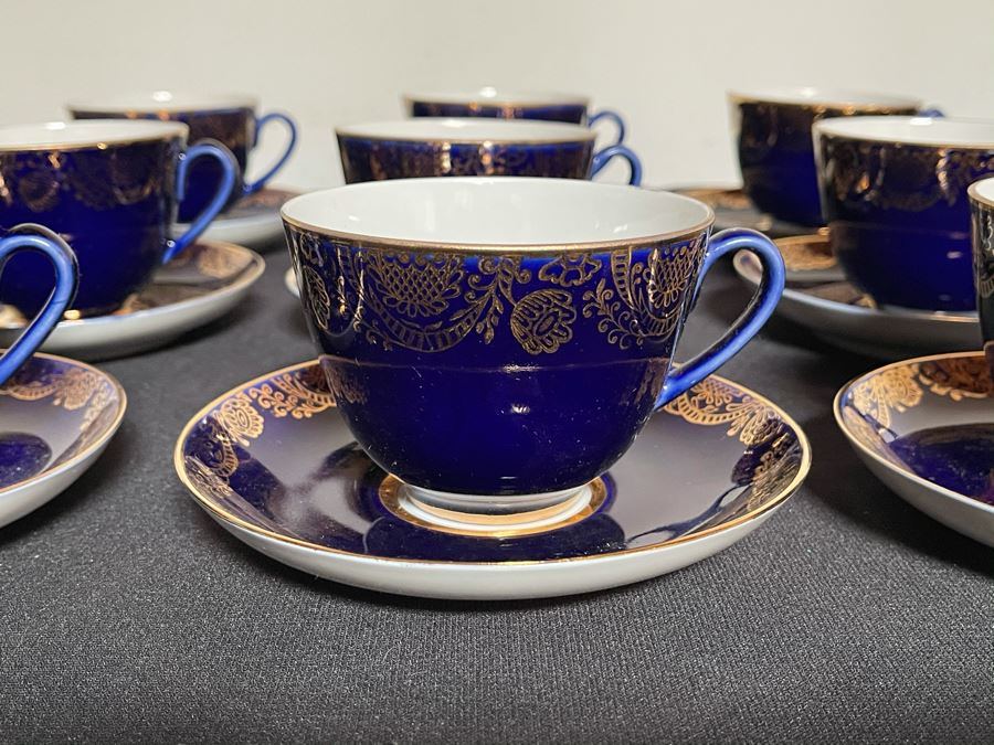 Vintage (12) Russian Blue And Gold China Cups And Saucers With Box [Photo 5]