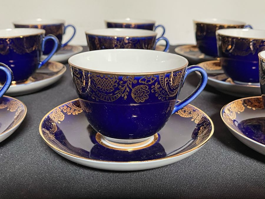 Vintage (12) Russian Blue And Gold China Cups And Saucers With Box [Photo 7]