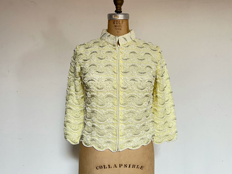 JUST ADDED - Vintage Hong Kong Yellow Jacket Size 32 By Charles & Co [Photo 1]