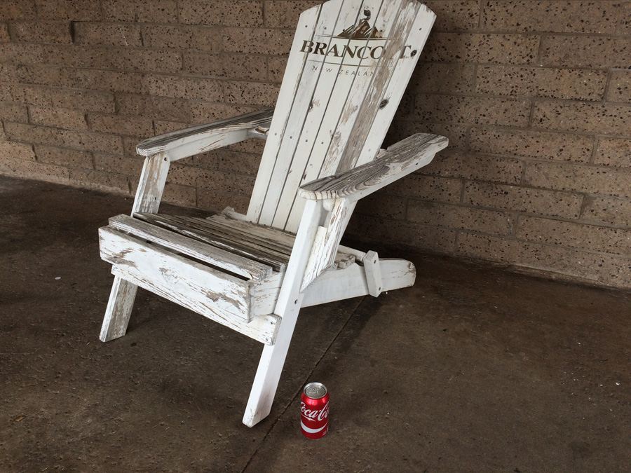White Adirondack Chair [Photo 3]