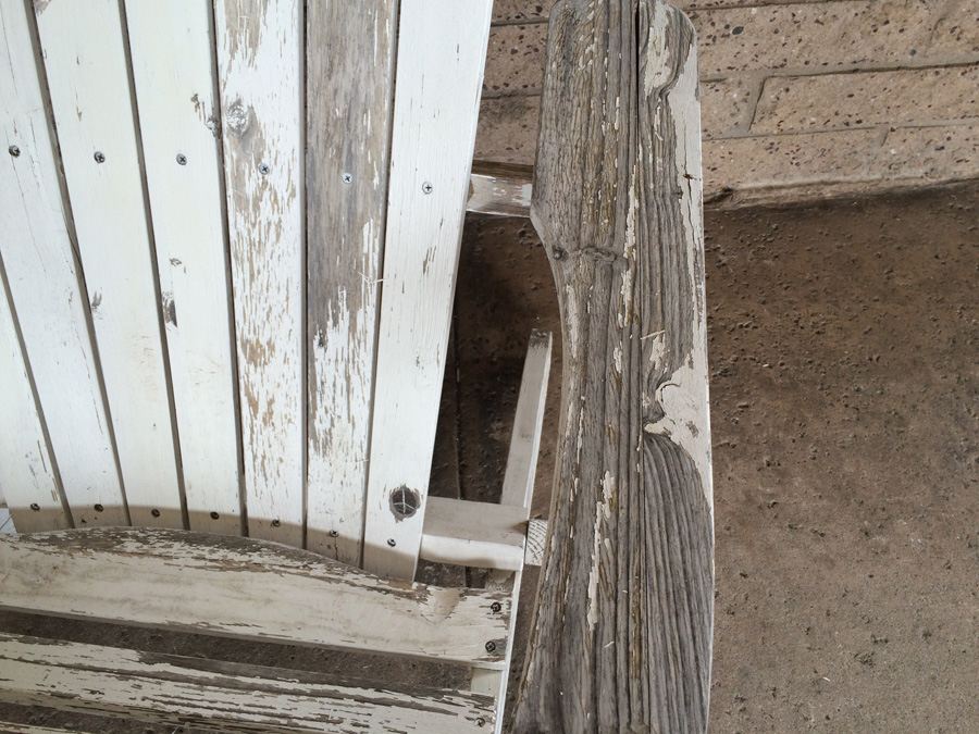 White Adirondack Chair [Photo 5]