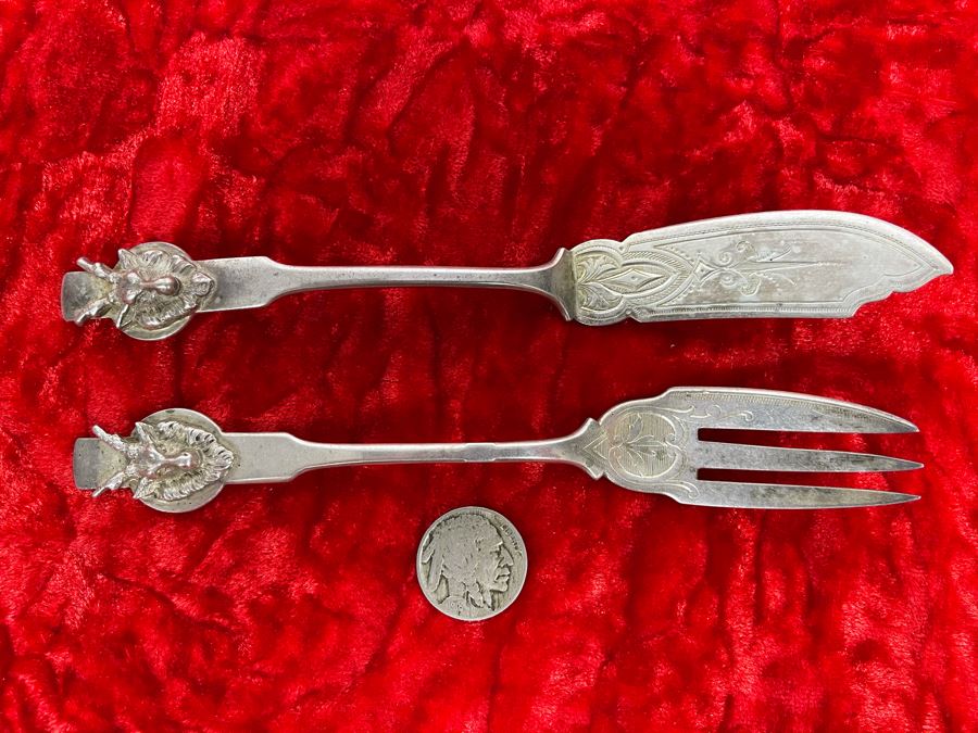 Vintage Chased Sterling Silver Knife And Fork With Ram Motif 59.7g [Photo 3]