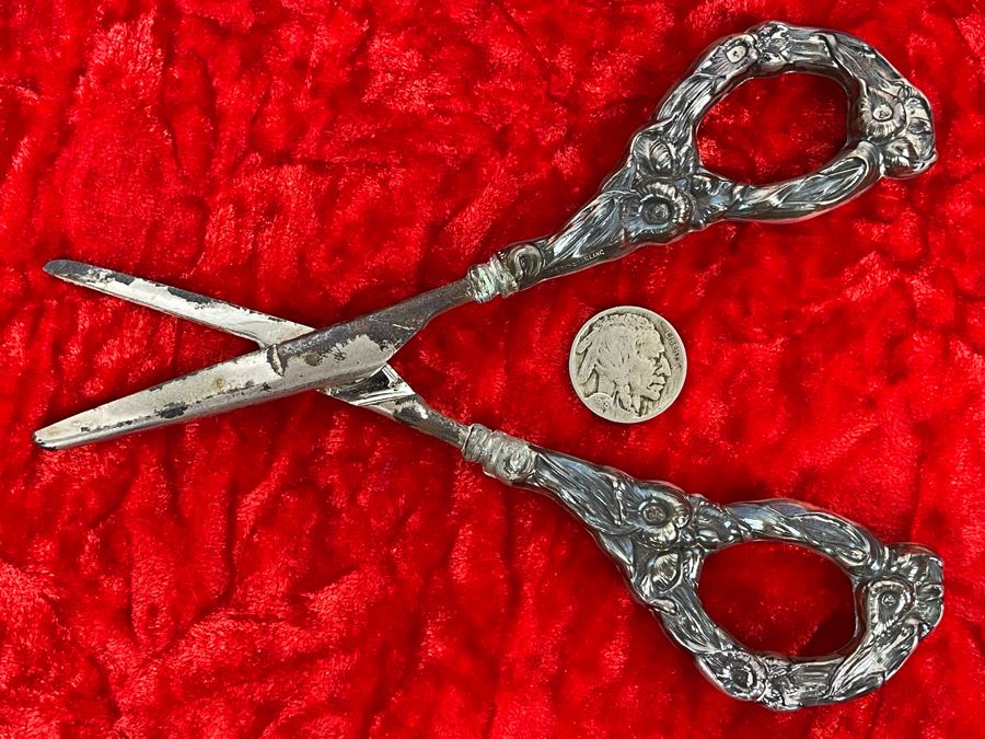 Antique Sterling Silver Handle Scissors [Photo 2]