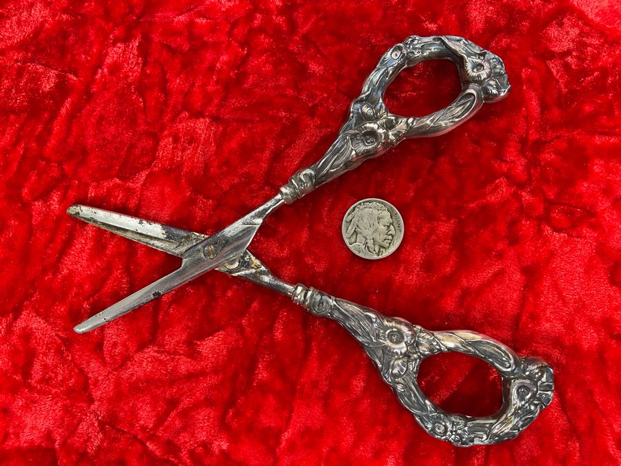 Antique Sterling Silver Handle Scissors [Photo 8]