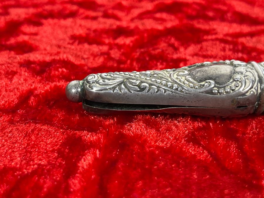 Antique Sterling Silver Repousse Perfume Bottle With Threaded Stopper (Seam Needs Soldering) 8.3g [Photo 7]