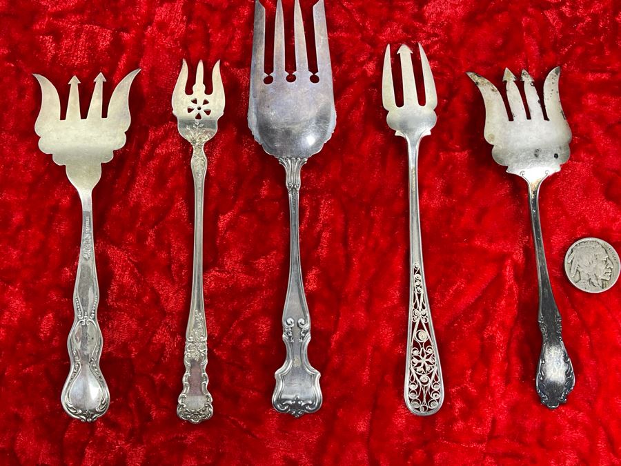 Collection Of Five Antique Sterling Silver Serving Forks Total Weight 93.5g [Photo 9]