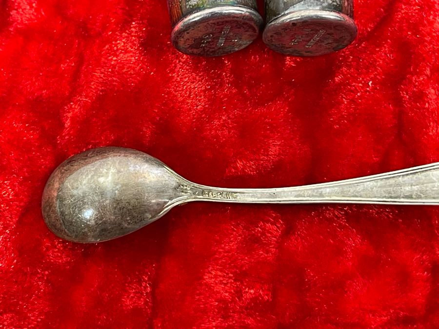 Vintage Sterling Silver Salt & Pepper Shakers And Sterling Silver Salt Cellar Spoon [Photo 5]
