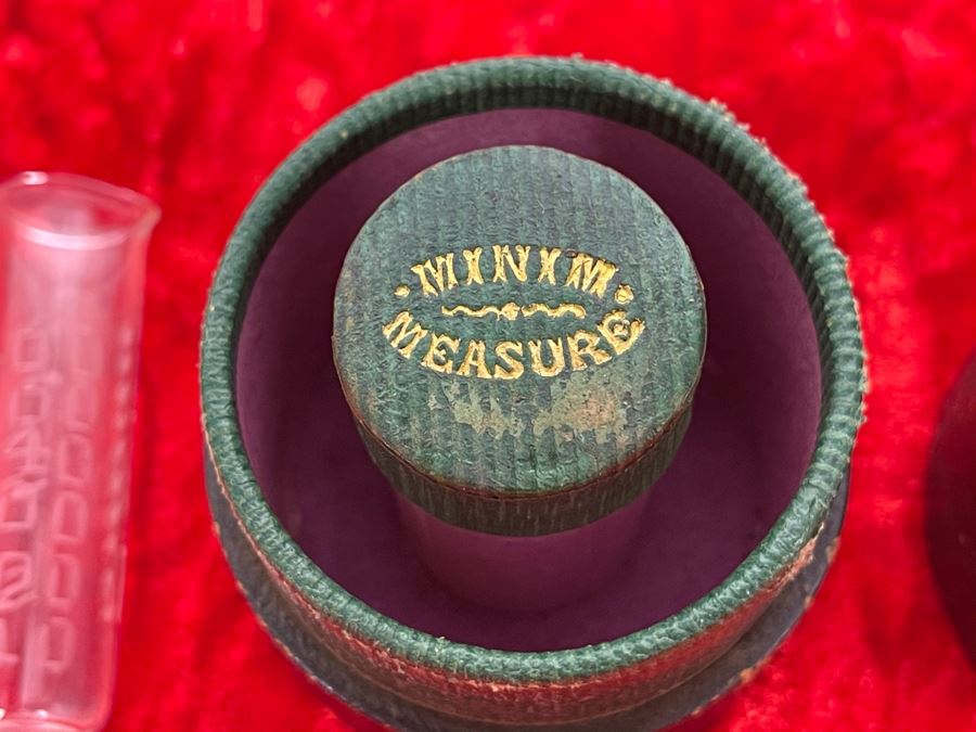 Antique Medicine Glass & Minim Measure By S. Maw. Son & Thompson London England [Photo 6]