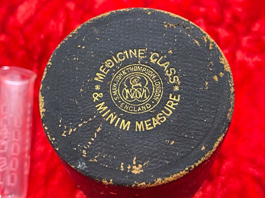 Antique Medicine Glass & Minim Measure By S. Maw. Son & Thompson London England [Photo 5]