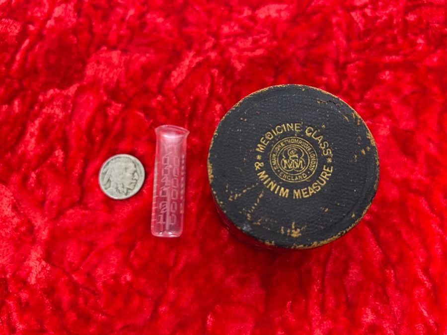 Antique Medicine Glass & Minim Measure By S. Maw. Son & Thompson London England [Photo 2]