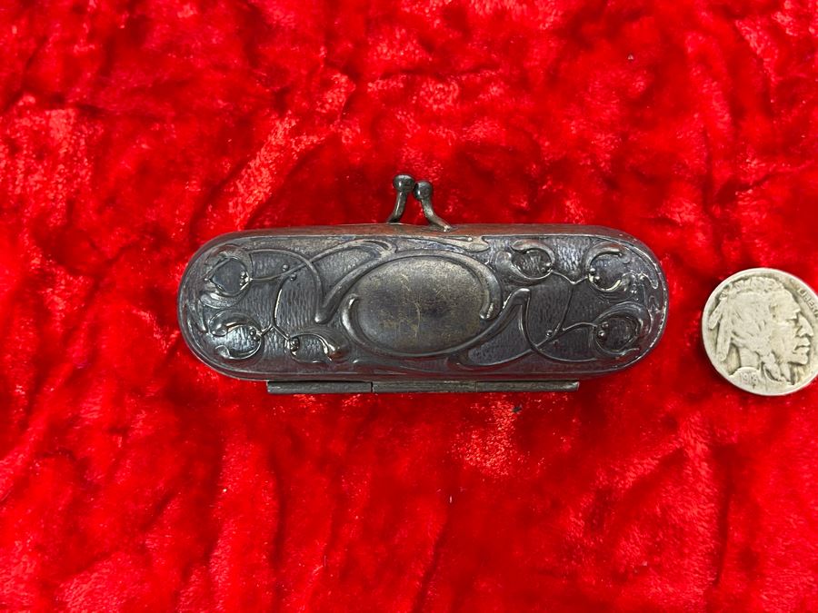 Antique Sterling Silver Repousse Box 20.2g [Photo 2]