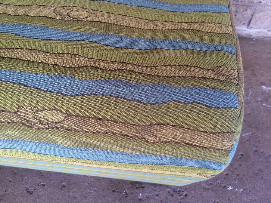 Modern KI HUB Modular Sofa with Bent Chrome Legs [Photo 7]