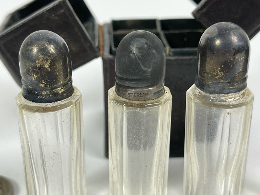 Set Of Four Antique Glass Vials Bottles With Sterling Silver Lids And Case [Photo 4]
