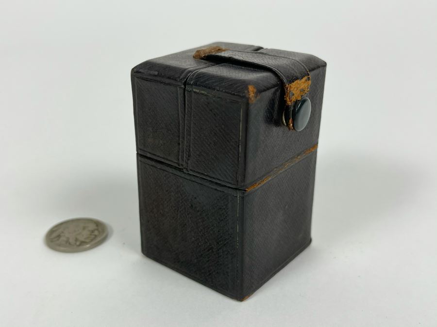 Set Of Four Antique Glass Vials Bottles With Sterling Silver Lids And Case [Photo 6]