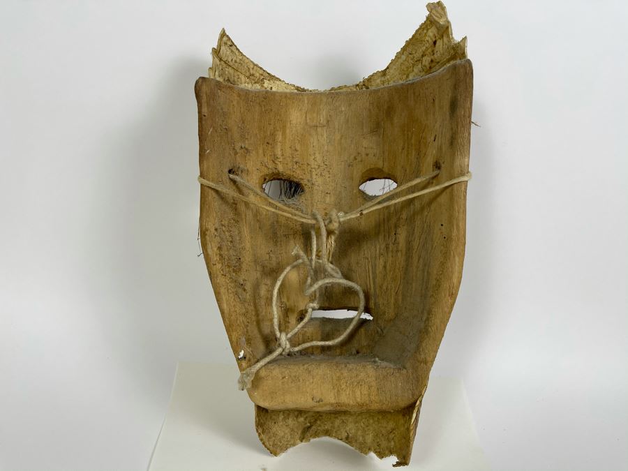 Vintage Carved Wooden Ethnic Mask With Armadillo Skin 7W X 13H X 4D [Photo 11]