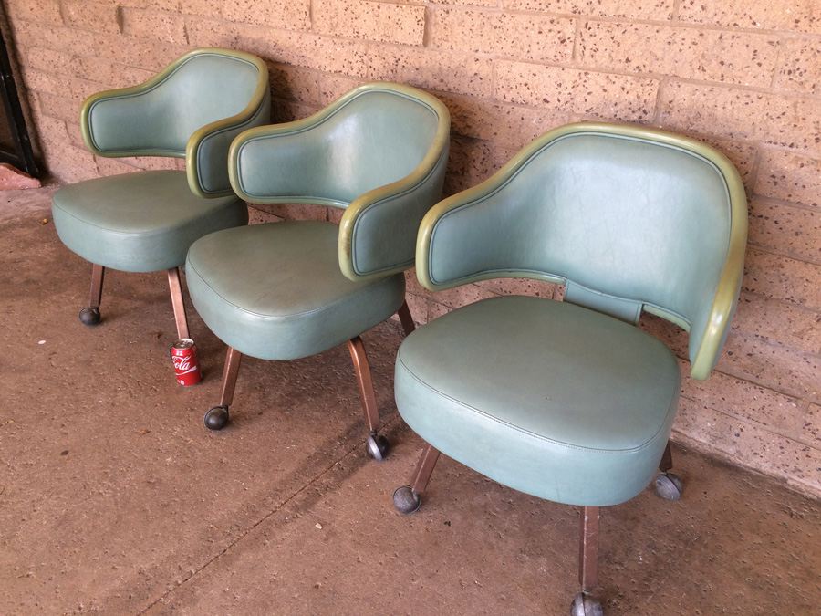 Modern Green Chairs on Casters [Photo 3]