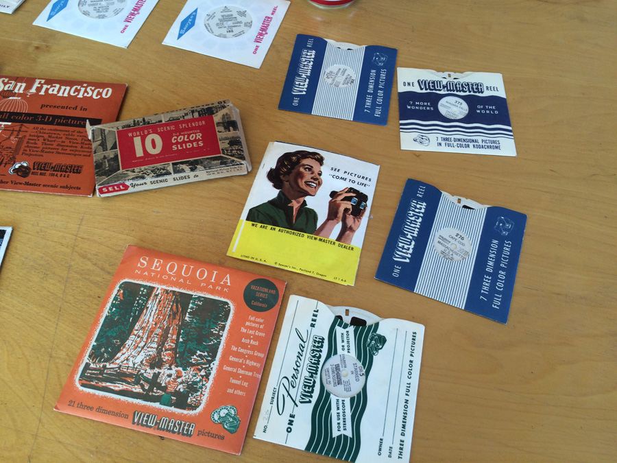 View-Master in Original Box with Tons of Picture Reels and Storage Box [Photo 14]