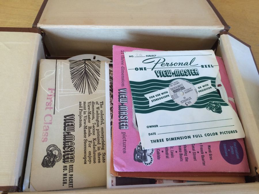 View-Master in Original Box with Tons of Picture Reels and Storage Box [Photo 6]