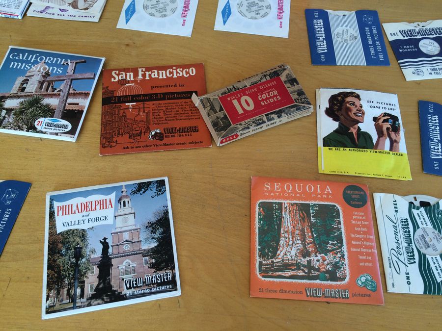 View-Master in Original Box with Tons of Picture Reels and Storage Box [Photo 13]