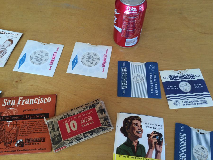 View-Master in Original Box with Tons of Picture Reels and Storage Box [Photo 15]