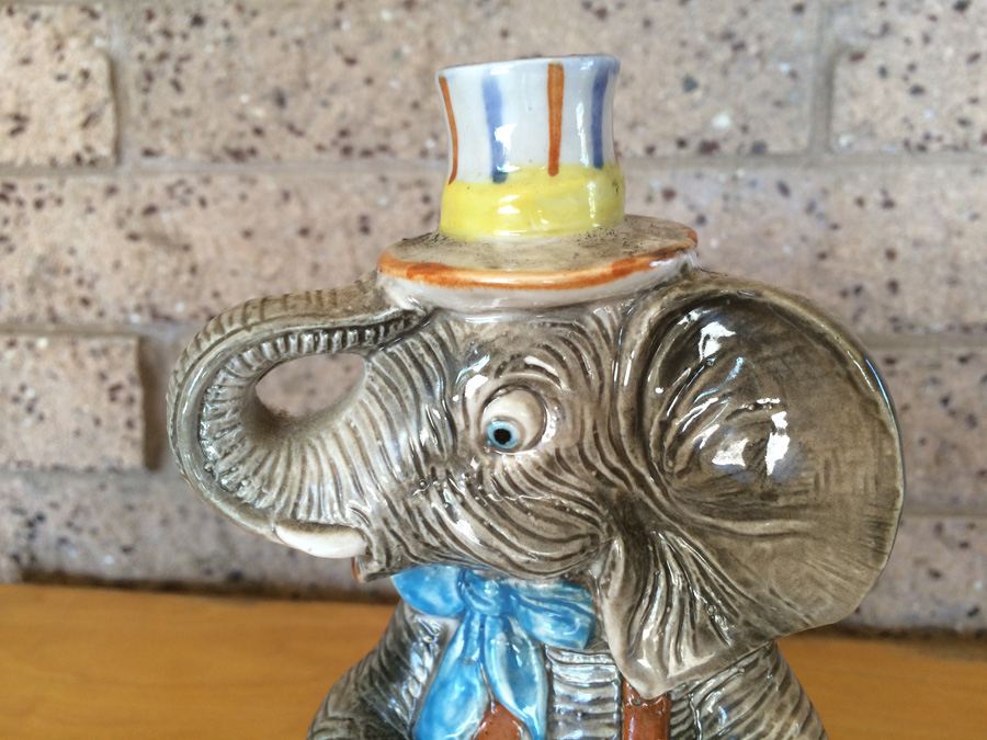 Political Donkey and Elephant Red Wine Decanters Made in Italy [Photo 2]