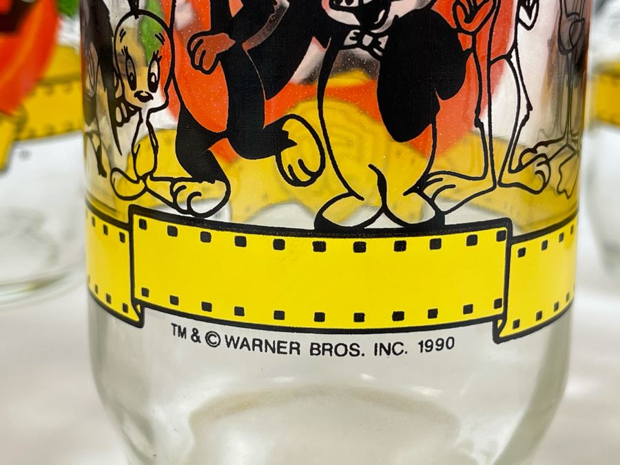 1978 Wonder Woman Pepsi Collector Series Glass And Eight Happy Birthday Bugs Bunny 1990 Glasses [Photo 8]