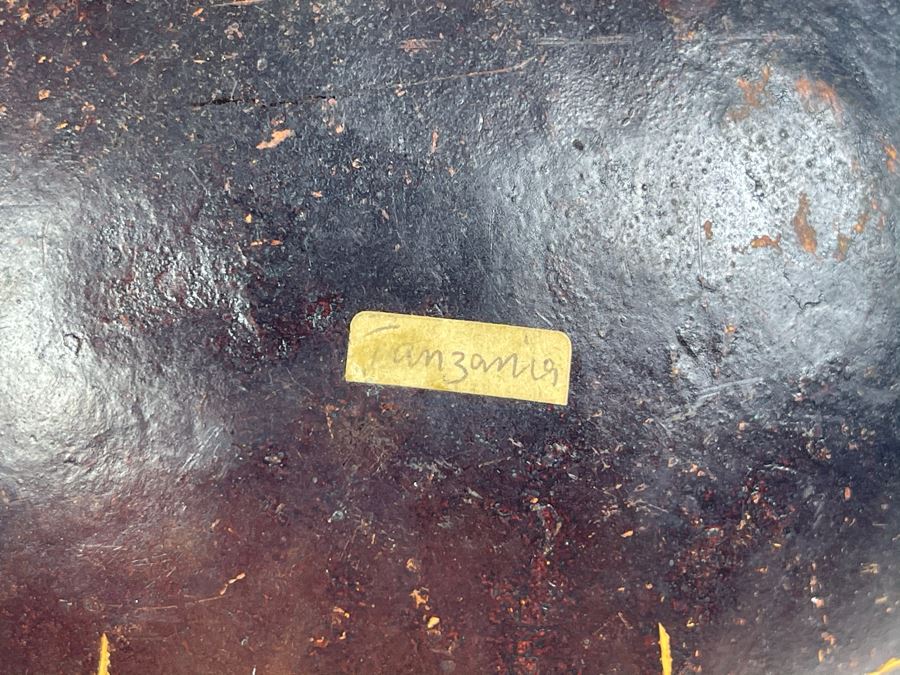 Large Hand Carved Gourd From Tanzania 8W X 9H [Photo 8]