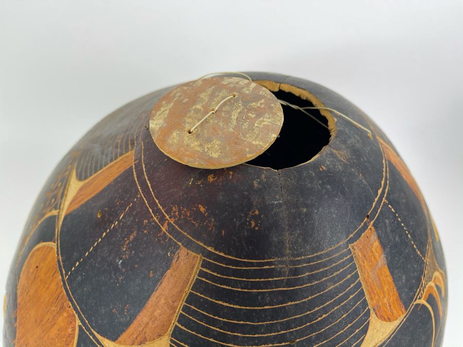 Large Hand Carved Gourd From Tanzania 13W X 14.5H [Photo 12]