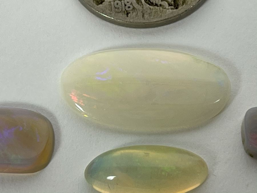 JUST ADDED - Set Of Three Good Quality Opal Gemstones 9cts Total Weight 10.5cts Total Weight [Photo 7]