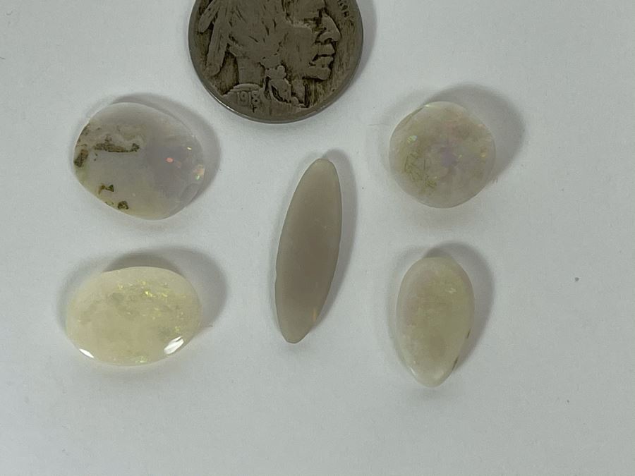 JUST ADDED - Set Of Three Good Quality Opal Gemstones 16.5cts Total Weight [Photo 8]