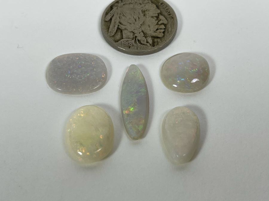 JUST ADDED - Set Of Three Good Quality Opal Gemstones 16.5cts Total Weight [Photo 5]