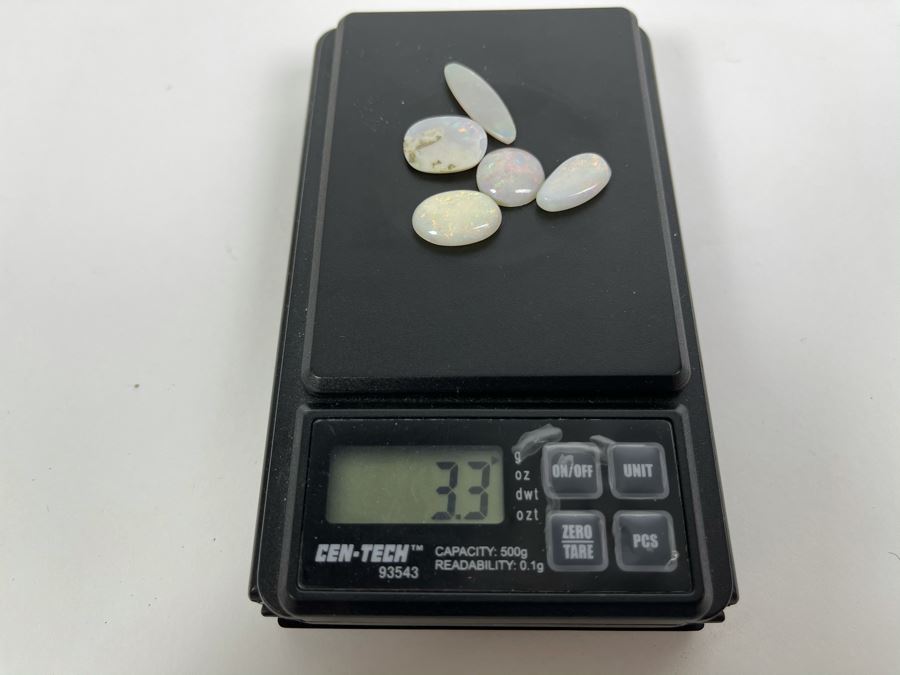 JUST ADDED - Set Of Three Good Quality Opal Gemstones 16.5cts Total Weight [Photo 9]