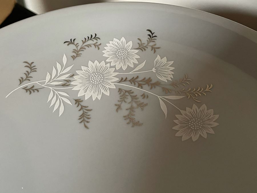 Mid-Century Starlite Pattern Seyei Fine China From Japan - Huge Set With Over 100 Pieces Apx Service For 14 [Photo 11]