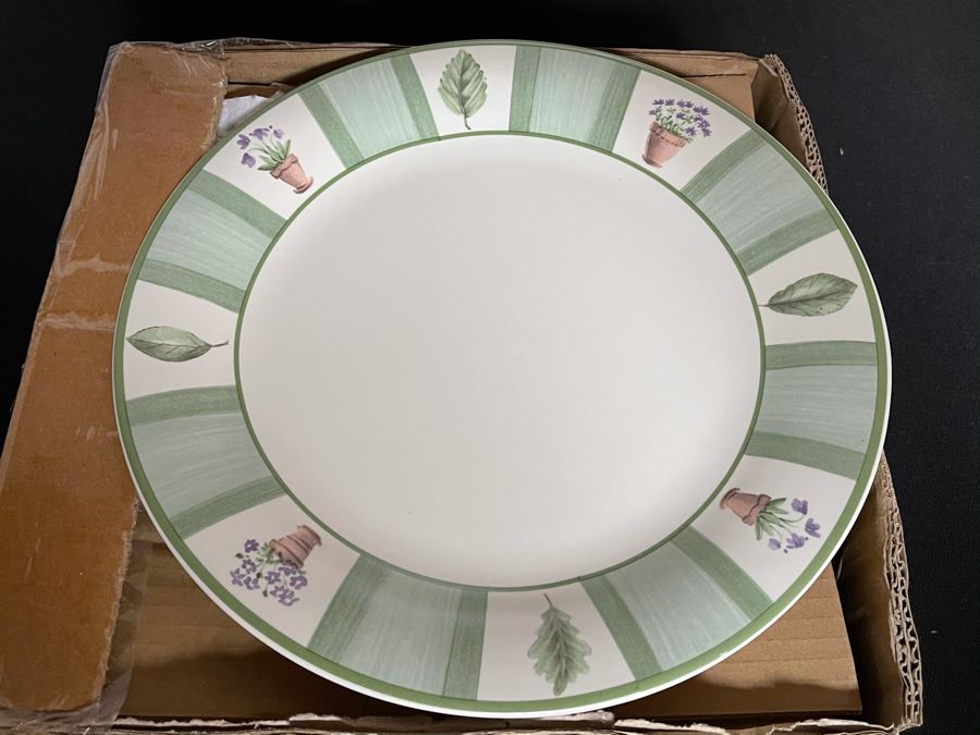JUST ADDED - Pfaltzgraff Perennials 16 Piece Dinnerware Set [Photo 4]