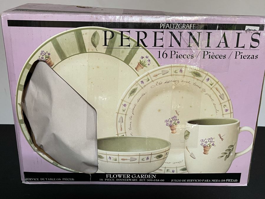 JUST ADDED - Pfaltzgraff Perennials 16 Piece Dinnerware Set [Photo 5]