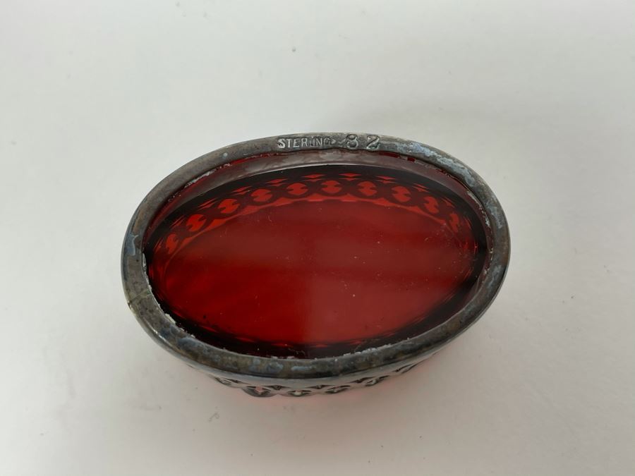 Pair Of Vintage Ruby Glass Sterling Silver Salt Cellars [Photo 4]