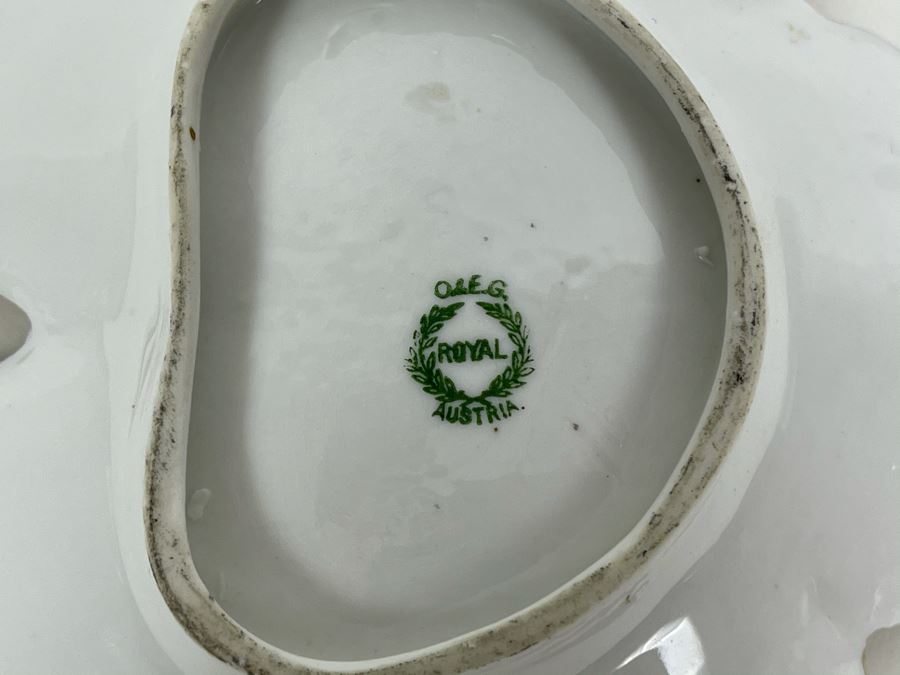 Antique O&EG Royal Austria Handpainted Dish [Photo 7]